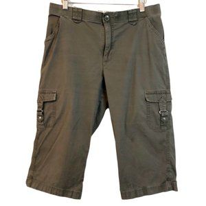 LEE Ladies hiking cargo shorts Olive Green Size Medium